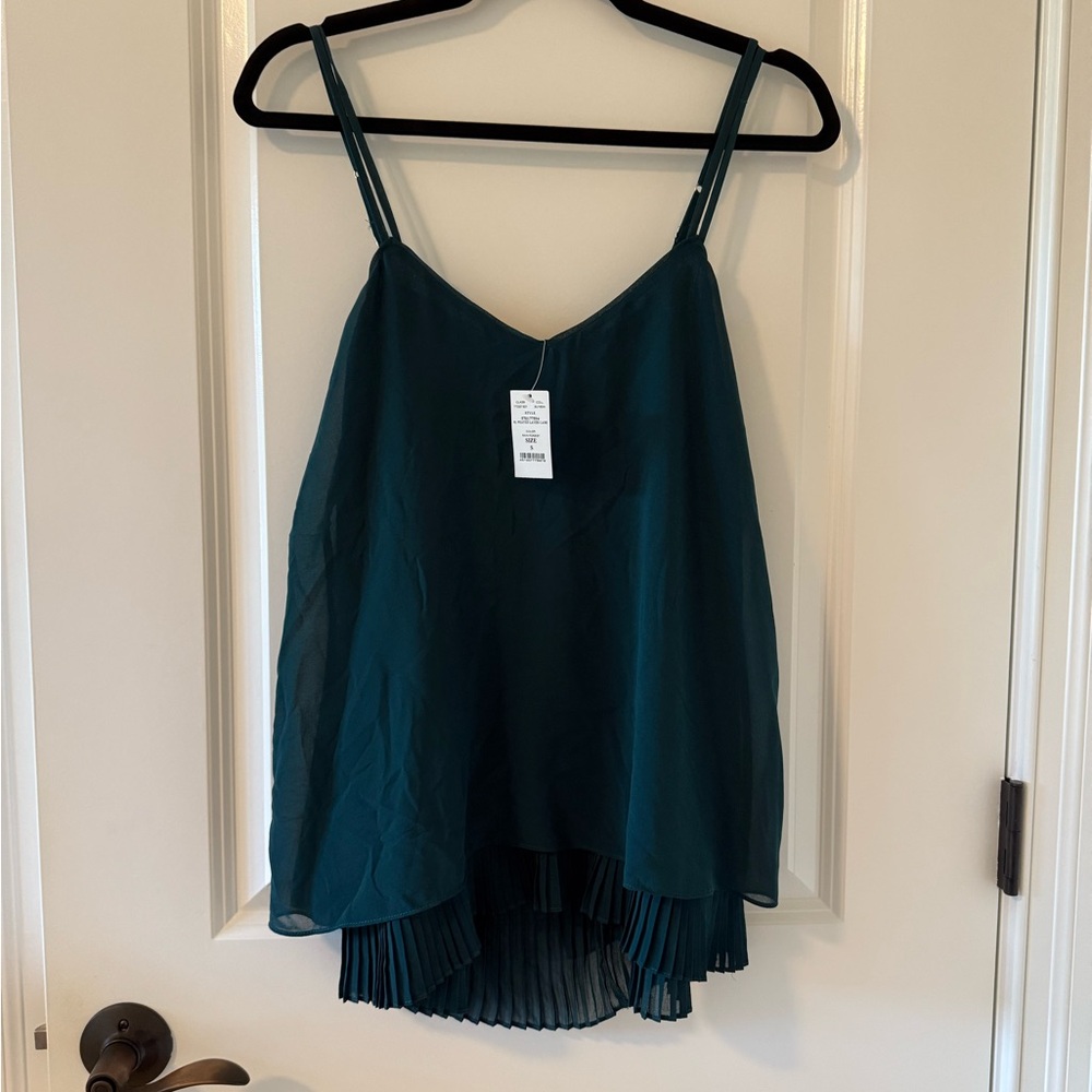 White House Black Market Rainforest Green Layered Sleeveless Too